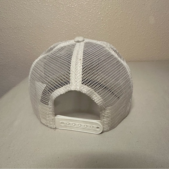 Little Rogue Co White Hat with Multicolor Band - Picture 5 of 6